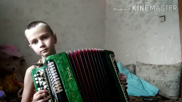 Одинокая гармонь на баяне смотреть онлайн