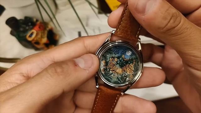 Самые НЕОБЫЧНЫЕ механические часы на самом ОБЫЧНОМ китайском калибре - Mr Jones Watches смотреть онлайн