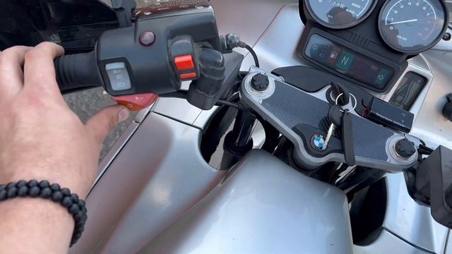 Продан, всем спасибо! Продаю свой оппозит BMW R1150RS смотреть онлайн