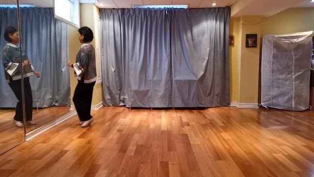 Tango With The Sheriff Line Dance - Walk Thru & Demo смотреть онлайн