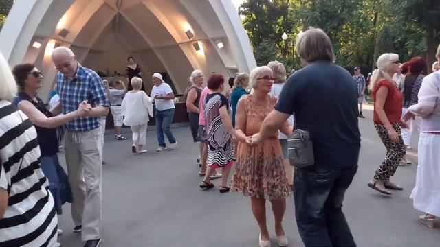 Я ВЗЛЕТАЮ, КАК ПТИЦА! ТАНЦЫ ХАРЬКОВ СЧАСТЛИВЫЕ МОМЕНТЫ смотреть онлайн