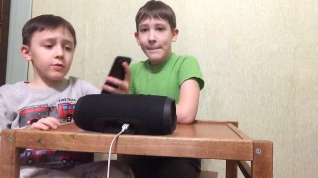 Обзор на колонку JBL смотреть онлайн