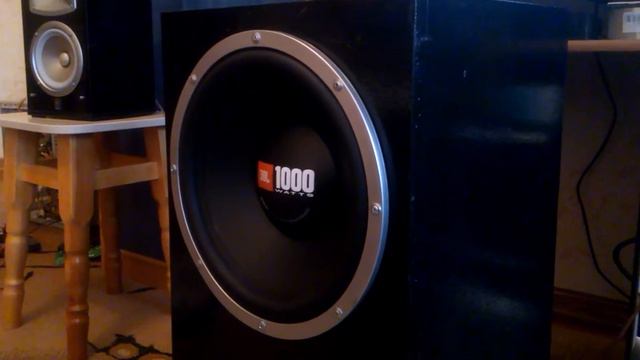 JBL GT4-12 & Yamaha RX-V359 смотреть онлайн