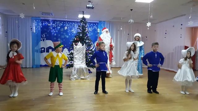 Детские новогодние частушки смотреть онлайн