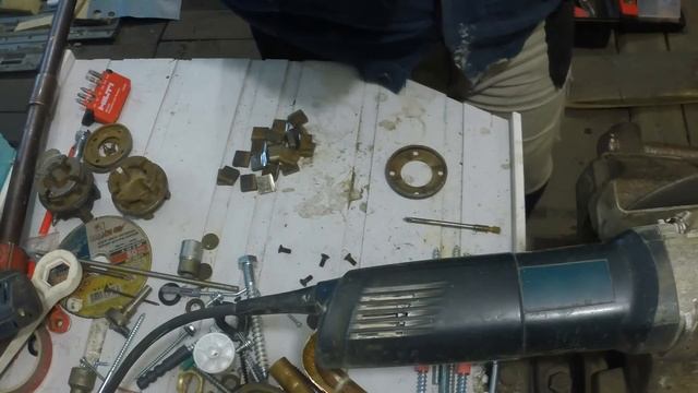 Нарезка резьбы на трубах. смотреть онлайн