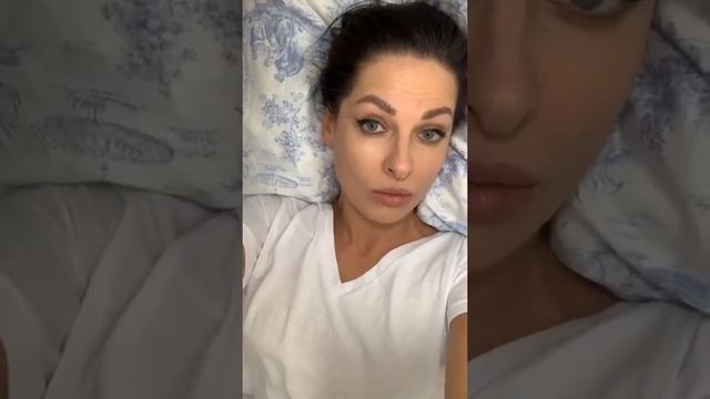 ПАРЕНЬ НА 6 ЛЕТ МЛАДШЕ | РАЗНИЦА В ВОЗРАСТЕ смотреть онлайн
