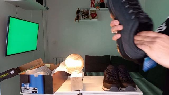 New Skechers shoes with memory foam | Review Urdu | 2111 смотреть онлайн