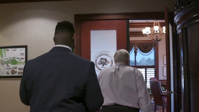 Trevon Sanders, Mayor for the Day смотреть онлайн