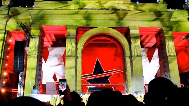 День Победы. Легендарный Ансамбль песни и пляски им.Александрова. Москва, ВВЦ, 09 мая 2017 г. смотреть онлайн