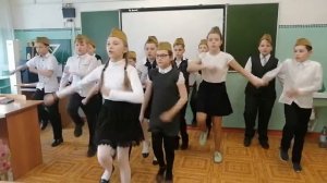 Полки идут стеной