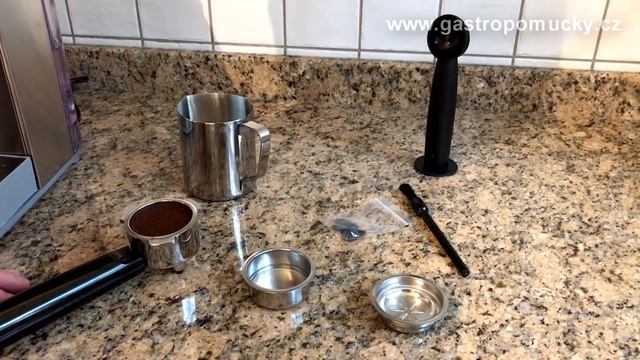 Domácí pákový kávovar Gastroback42606 смотреть онлайн