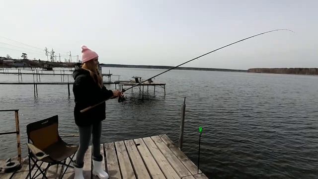 ОТКРЫТИЕ СЕЗОНА. РЫБАЛКА НА ФИДЕР. Рефтинское водохранилище. Ловлю плотву, подлещиков и карасей. смотреть онлайн