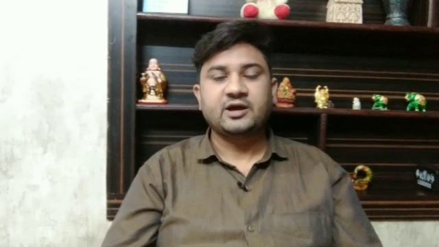Pug puppy ko 6 months tk kya khilaye?/ What to feed pug puppy? смотреть онлайн