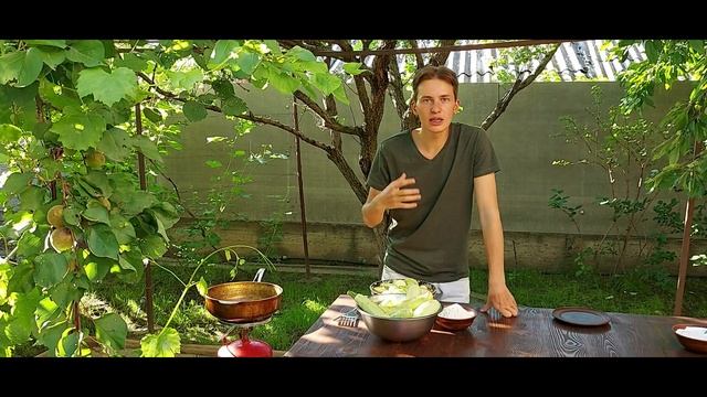 ЖАРЕНЫЕ КАБАЧКИ на сковороде. Гениально простой рецепт. Сметанный соус. Лучшее БЛЮДО ИЗ КАБАЧКОВ смотреть онлайн