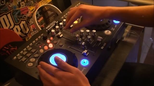 Kingshop Console DJ DS-109 mixer doppia porta USB, CD e SD scratch pitch loop смотреть онлайн