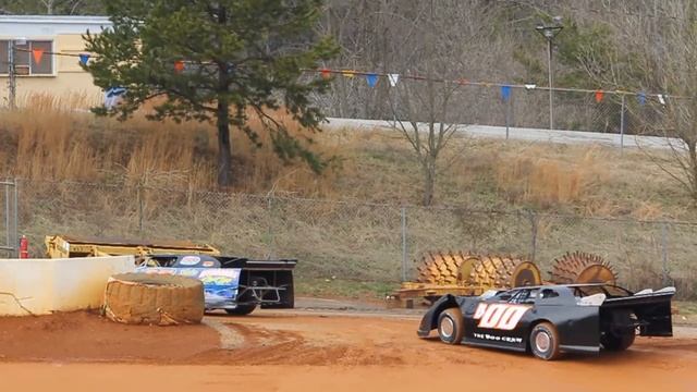Dirt Track Racing 2/23/13 411 Motor Speedway LLM Heat - Sweetheart 52 смотреть онлайн