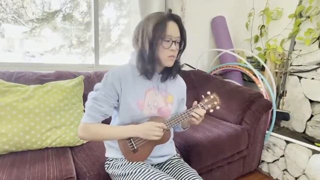 Stray Kids: "미친 놈 (Ex)" : ukulele fingerstyle! смотреть онлайн