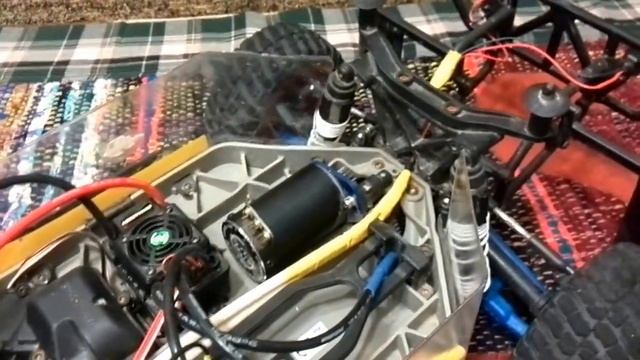 Обзор и опыт эксплуатации Traxxas Slash 4x4 Vxl