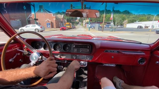 1965 Pontiac LeMans GTO 389 Tri-Power Test Drive! смотреть онлайн