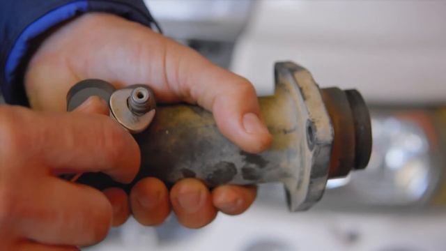 Ep 31 - Como sangrar a embreagem do seu caminhão❗ смотреть онлайн