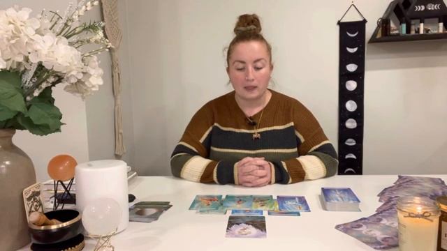 FULL MOON IN TAURUS ? ALL SIGNS ?LUNAR ECLIPSE NOVEMBER 2021 TAROT PREDICTIONS смотреть онлайн