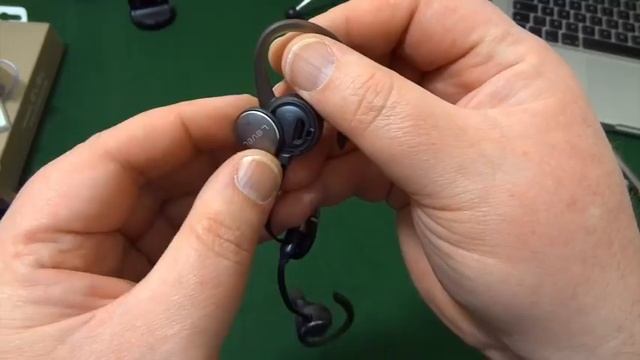 Samsung Level Active Bluetooth Headphones смотреть онлайн
