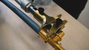 НАДЕЖНОЕ СОЕДИНЕНИЕ, АКСИАЛЬНАЯ СИСТЕМА С ТРУБАМИ PEX/PE-RT КОНТУР G-RAY, ИНСТРУКЦИЯ ПО МОНТАЖУ