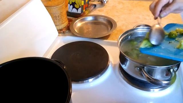 А я суп сварила из того что было, но а то что было, то переварила.