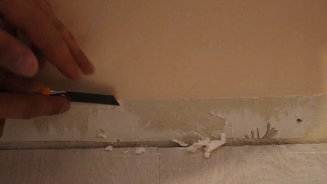 УСТАНОВКА НАПОЛЬНОГО ПЛИНТУСА из МДФ с покрытием полипропилен Profil Doors. смотреть онлайн