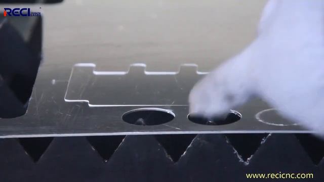 1000W cut 1。5mm aluminum смотреть онлайн