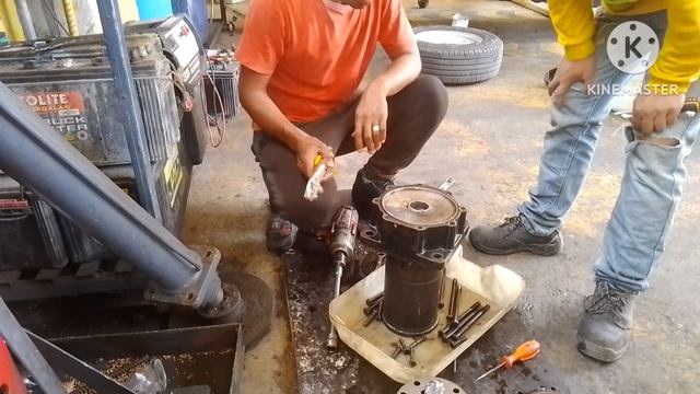 HYUNDAI SKIDLOADER HSL 850 7-A CUT OFF SHAFTING@rdivzmechanicschannel4038 смотреть онлайн