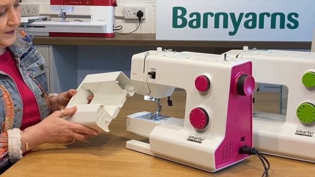 Pfaff Smarter 160s - Barnyarns Review With Hayley West