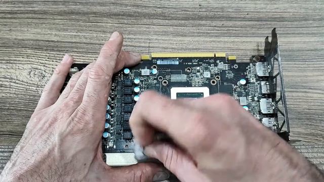 Медная пластина для AMD Radeon RX 5700 XT EVOKE OC. Память с датчиками температуры GDDR66 Samsung смотреть онлайн