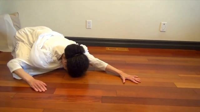 Асаны для души | 15 день. Поза ребенка. Баласана. Защита Всевышнего Отца. смотреть онлайн