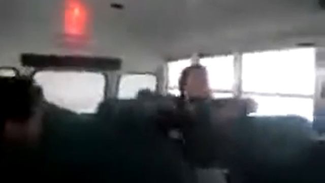 Автобус Наехал На Кочку Или Сотрясение У Школьницы смотреть онлайн