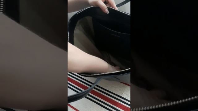 Emporio Armani bag смотреть онлайн