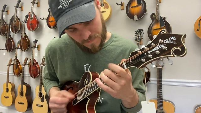 Gibson Mandolin Store Custom смотреть онлайн