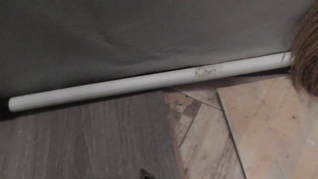 Как закрепить розетку в бетонной стене если она постоянно вываливается смотреть онлайн