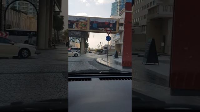 Dubai/Jumeirah Beach Residence (JBR) Drive Thru смотреть онлайн