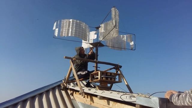 Первый запуск моего ветрогенератора. First start of my wind generator смотреть онлайн