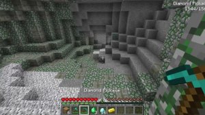ПОЧЕМУ ЭТОТ ЖИТЕЛЬ ЗАПРЕЩАЕТ МНЕ ЗАХОДИТЬ В ЭТУ ПЕЩЕРУ Топовский Minecraft