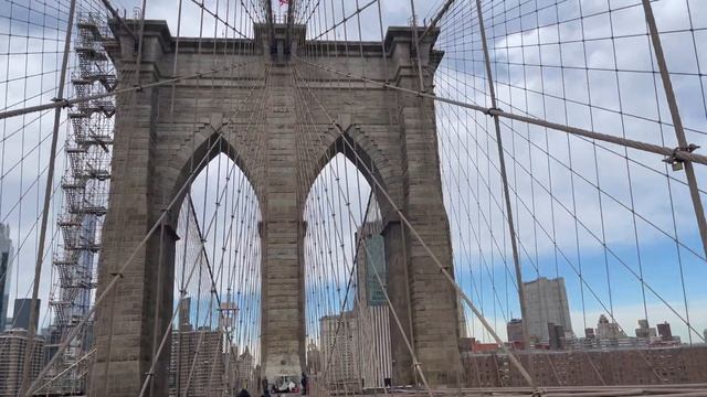 Brooklyn Bridge. Пешком из Бруклина в Манхеттен через Бруклинский мост. (Video 12 Iphone Pro Max)