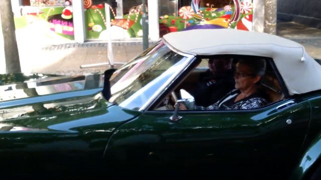 Herning Chevrolet Corvette Шевроле корвет. Проезд колоны по городу. (осторожно мат) смотреть онлайн