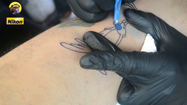 Road Runner / BASIC TATTOO - LINEWORK AND COLOR (Close-Up, Time-Lapse) смотреть онлайн