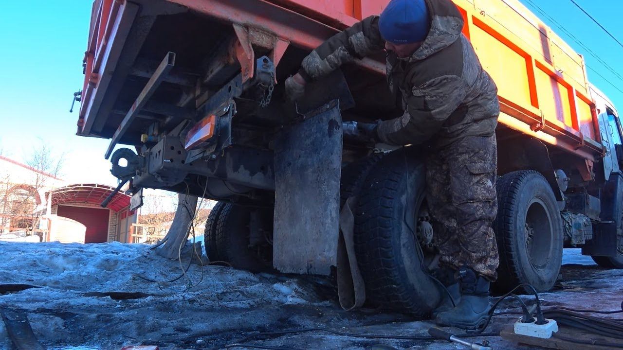 СТАВЛЮ БРЫЗГОВИКИ НА КАМАЗ смотреть онлайн