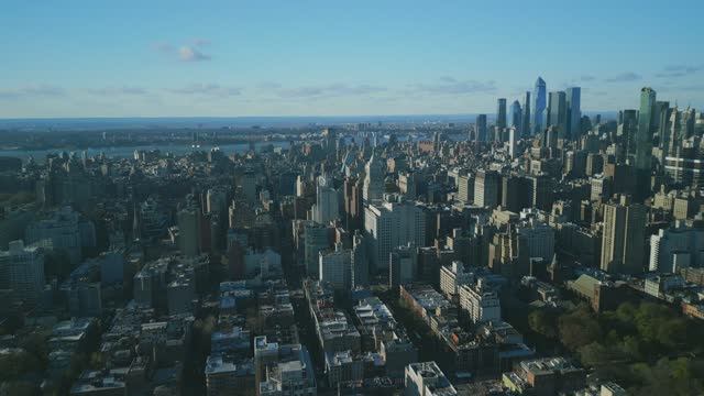 New York 4K - 1 hour Scenic relaxation film with calming music. смотреть онлайн
