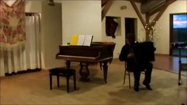 Е.Дербенко "Детская сюита"-"Полька","Шарманка","Петухи"в исп. Роман Жбанов ноябрь, 2012 Париж смотреть онлайн
