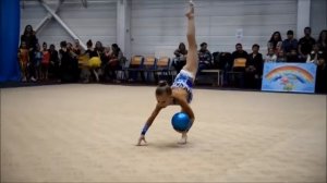 МОЁ ПЕРВОЕ ВЫСТУПЛЕНИЕ С МЯЧОМ/ХУДОЖЕСТВЕННАЯ ГИМНАСТИКА