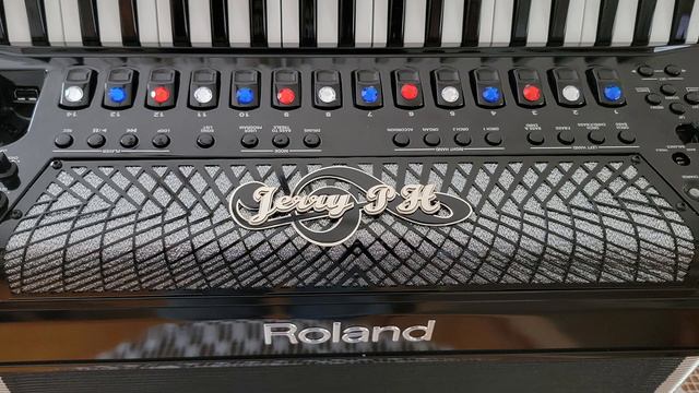 VMC Grills - Custom Grills for Roland FR-8X and Bugari EVO смотреть онлайн