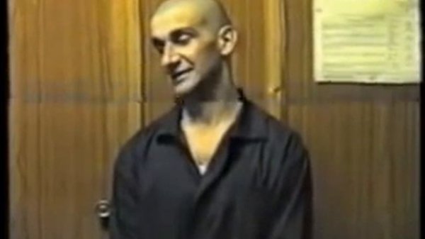 КИНО КАК сотрудники ФСИНа ЛОМАЮТ Людей  НА ЗОНЕ    avi